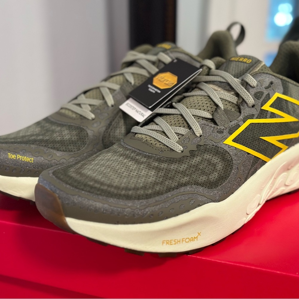 New Balance Men's Fresh Foam X Hierro V8 Trail Running Shoe Size 14 NWB